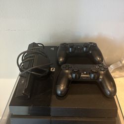 PLAY STATION PS4