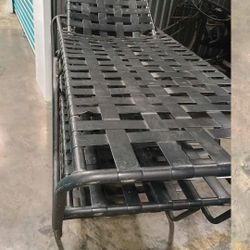 Set Of 3 Lounge Chairs 
