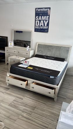 Fall clearance sale. Olivia White queen size platform bedroom set only $599. Easy finance option and full service delivery available.