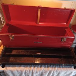 Craftsman Metal tool box