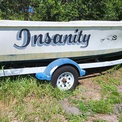 22 Foot Dusky Project Hull Clean Title