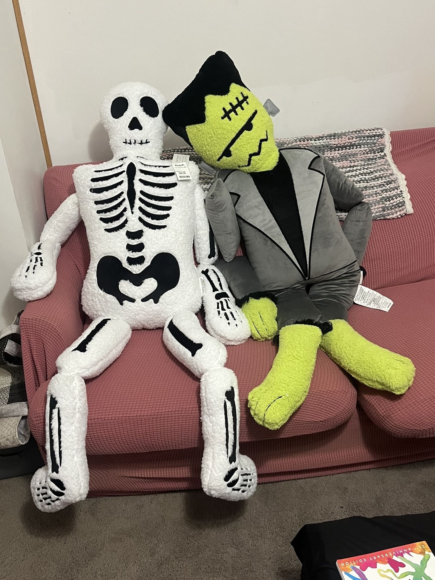 5ft Skeleton And Frankenstein