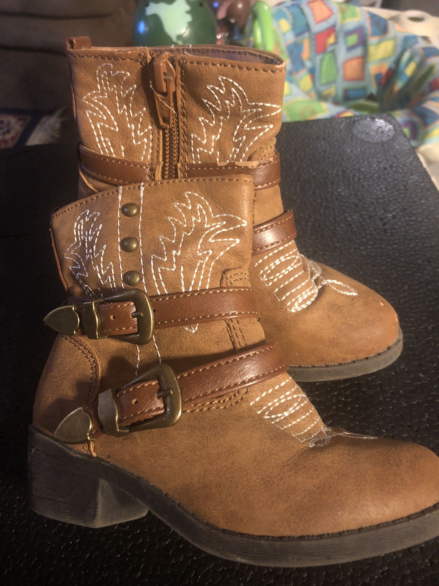 Little Girls Fancy Western Boots. Size 8C