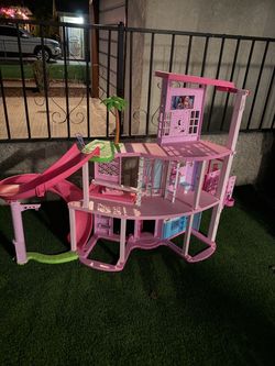 Barbie dream house