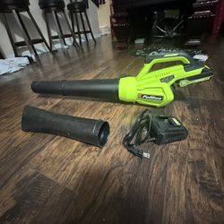 Leaf blower