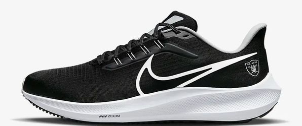 Raiders Nike Pegasus 39 SIZE 11.5