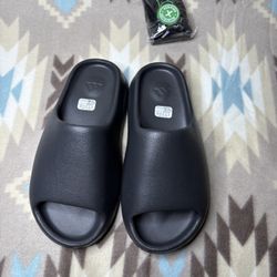 Yeezy Slides Size 13 Black 