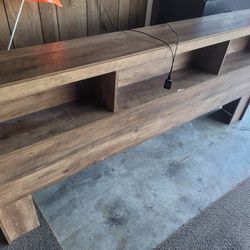 King Head Board With Two USB Ports