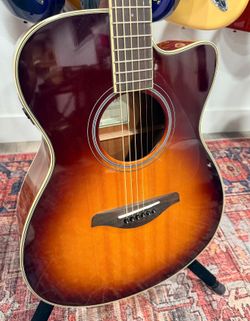 Yamaha FSC-TA TransAcoustic Acoustic-Electric w/ Built-In Reverb & Chorus + Case