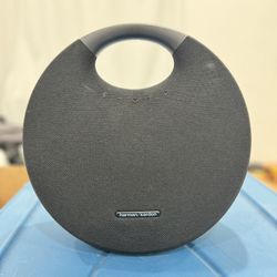 Harmon Kardon Onyx Studio 6 Bluetooth Speaker