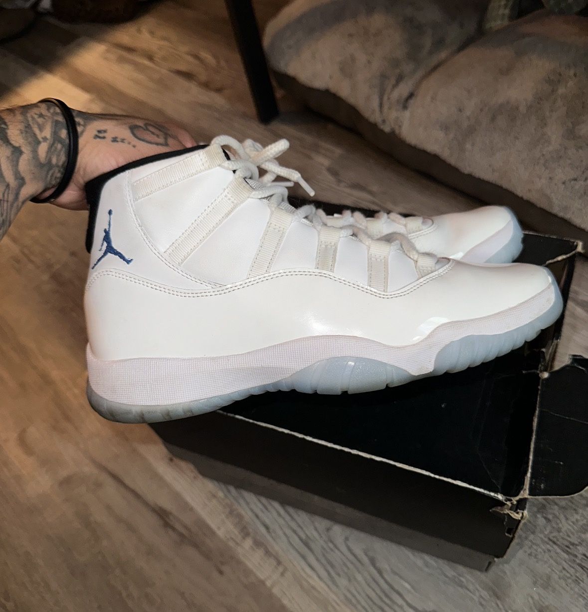 Legend Blue 11s Size 10.5