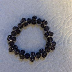 Vintage Glass Beaded Bracelet 7 inches 