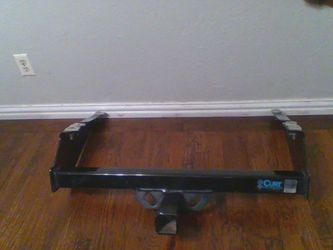 CURT  V-5 trailer hitch