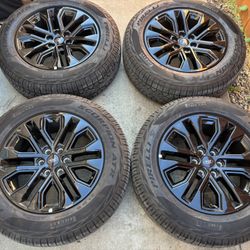 20x8.5 Ford Performance Wheels + Pirelli Scorpion ATR 275/60R20 Tires – 2025 F-150 FX4 Take-Offs