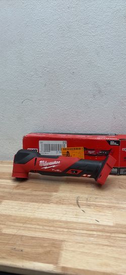 M18 FUEL 18V Lithium-Ion Cordless Brushless Oscillating Multi-Tool (Tool-Only)