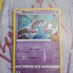 Mewtwo Pokémon card
