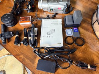 Canon Optura Xi Mini DV Digital Camcorder