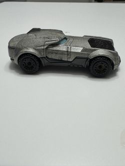 Hot Wheels 2015 Silver Armored Batmobile 1;64 diecast Model Car