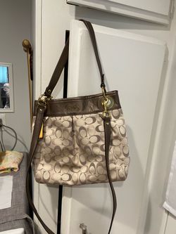 Coach shoulder bag
