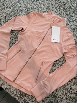 Pink lululemon define