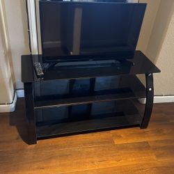 Tv 32 “ And Stand 