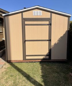 Shed 10x12x8