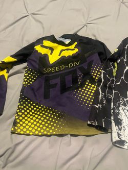 Boys Shirts size small $15 each I have 2 of them location Horizon