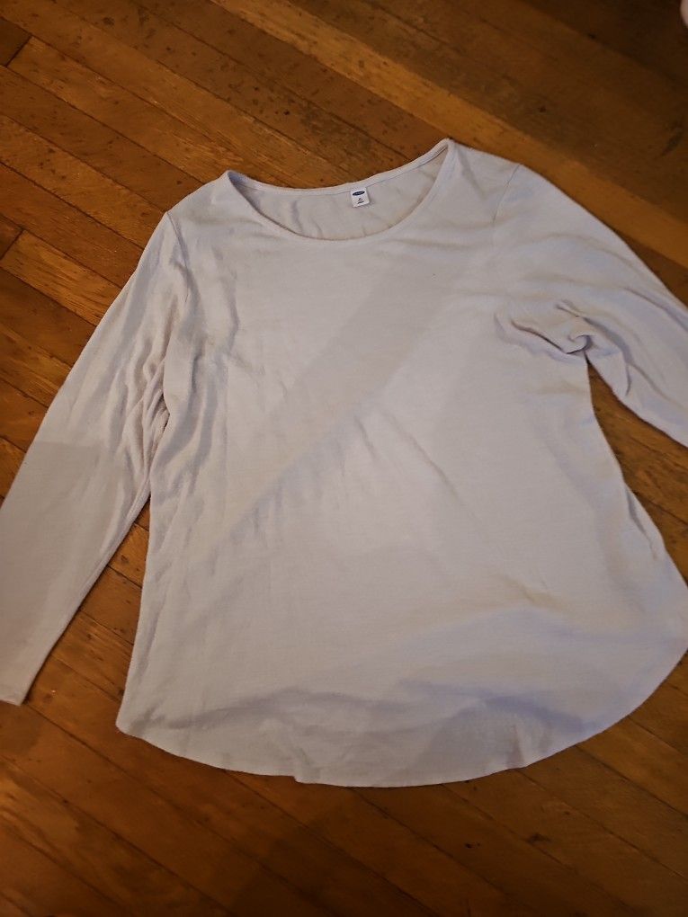 Old Navy Woman's 2x Plus White Shirt