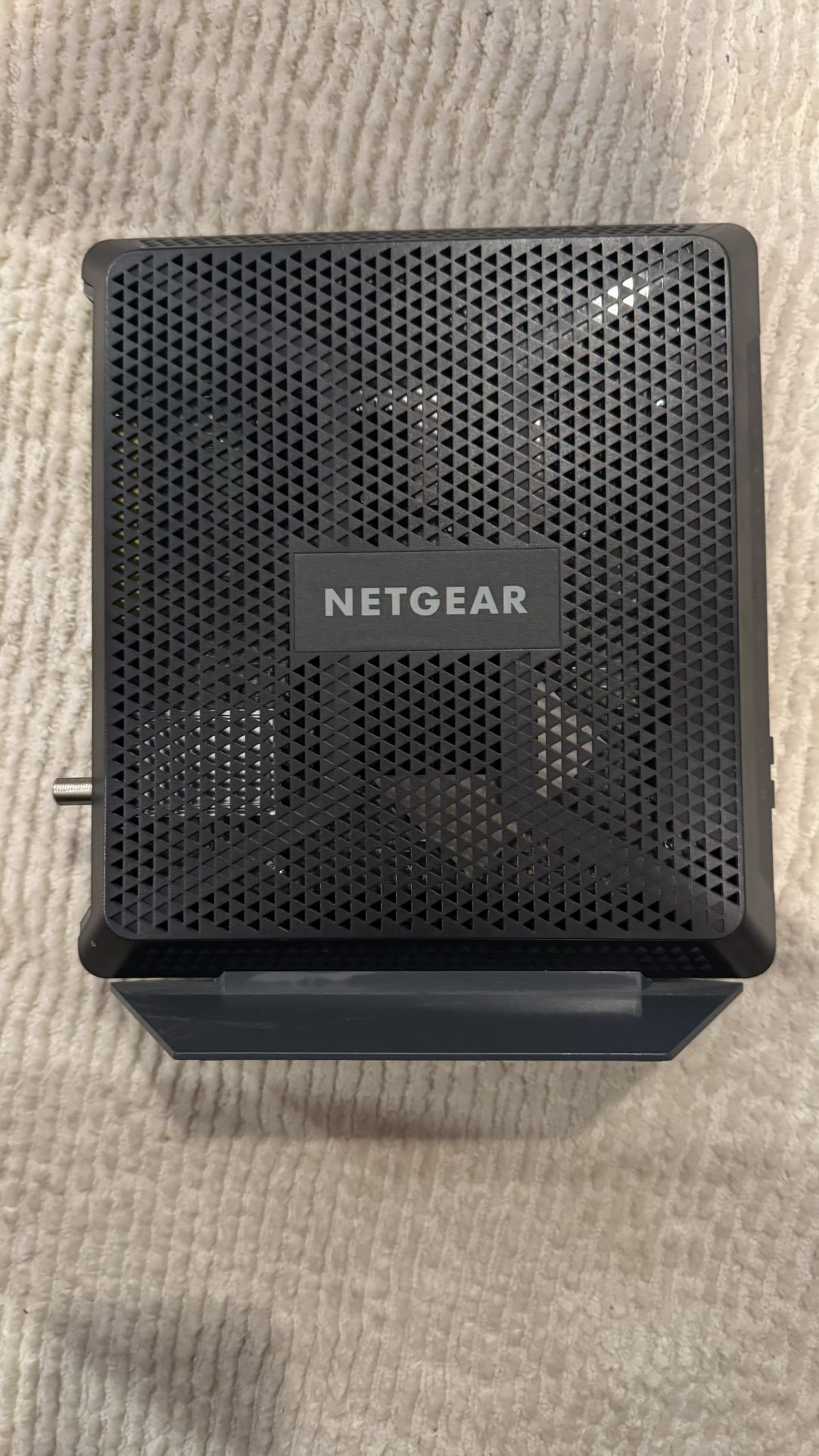 Nighthawk AC 1900 Wifi Cable Modem Router