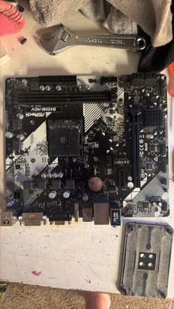 ASRock b450m hdv motherboard