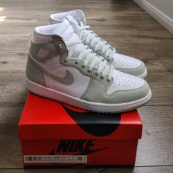 Seafoam Jordan 1 Sz10.5