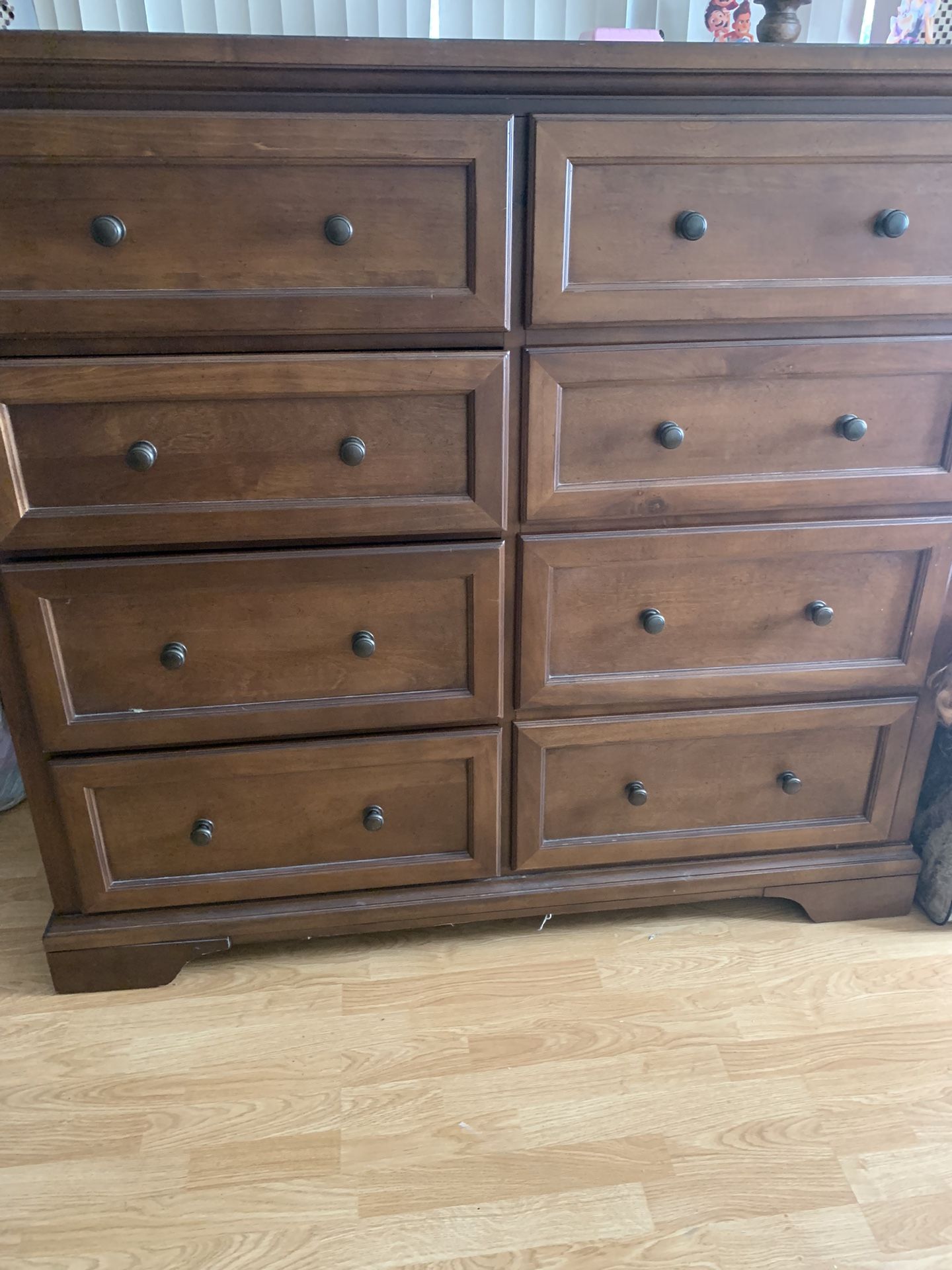 Cajonera de madera en muy buenas condiciones