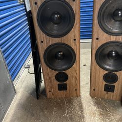 KLM Speakers, 325watts 