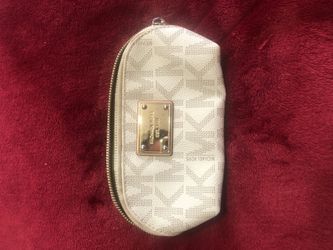 Mk cosmetics pouch