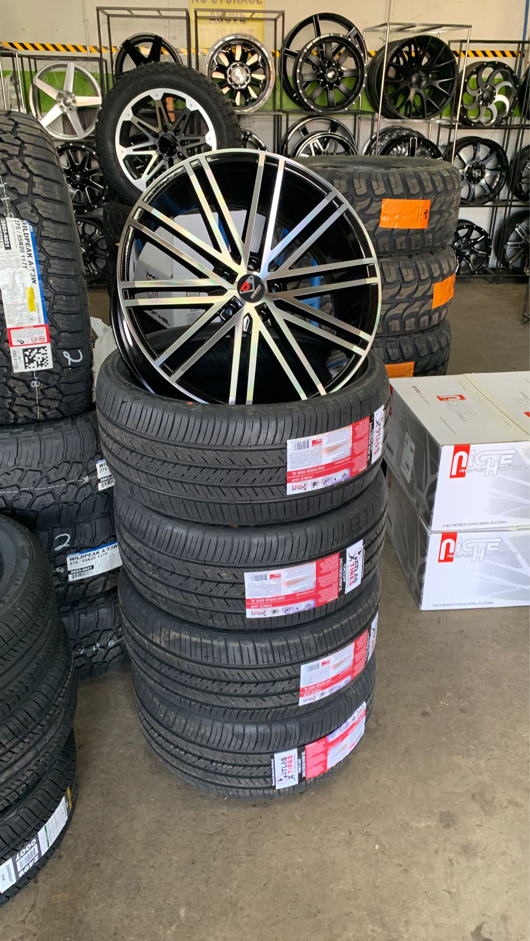 20 INCH WHEELS AND TIRES🔥WE FINANCE🔥🖖🏻❤️🕵🏼‍♂️❄️🎉