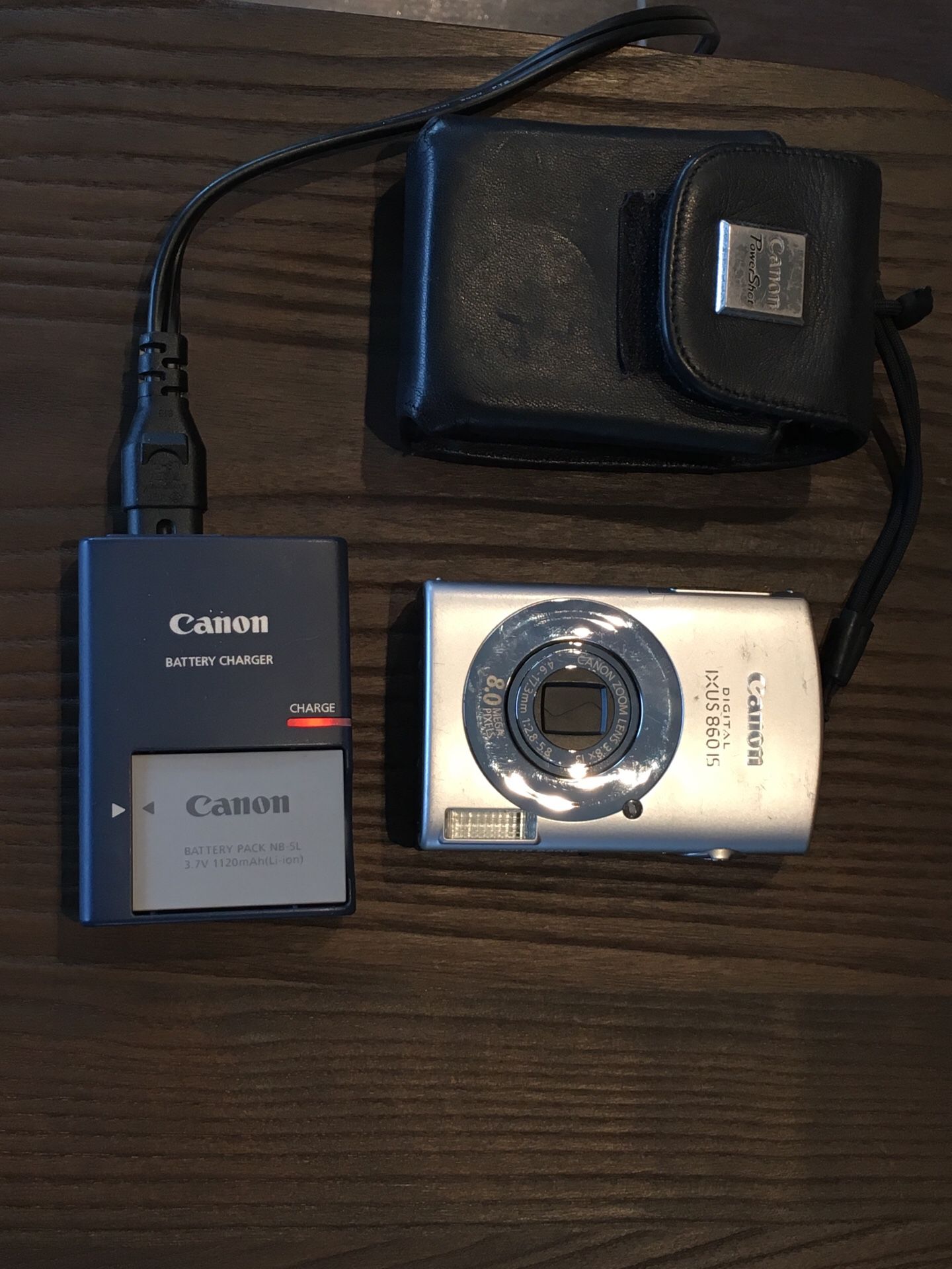 Canon Ixus 860 IS Digital Camera 8MP