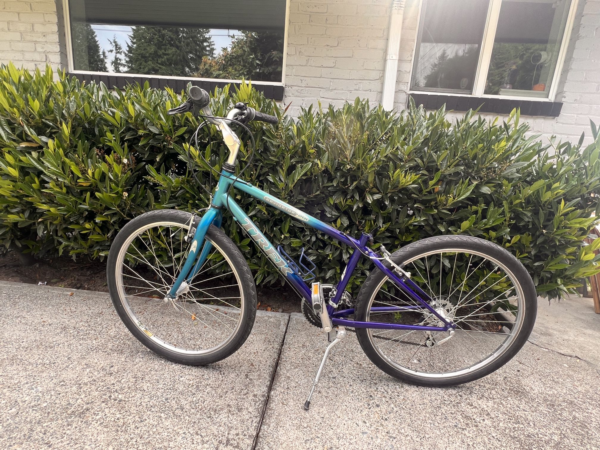 Trek Navigator 200 Bicycle In Good Shape. Needs Seat And Post