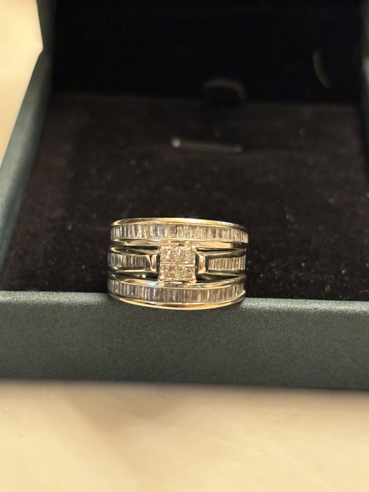 Wedding ring 