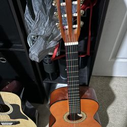 Acoustic Guitar READ DESCRIPTION!!!