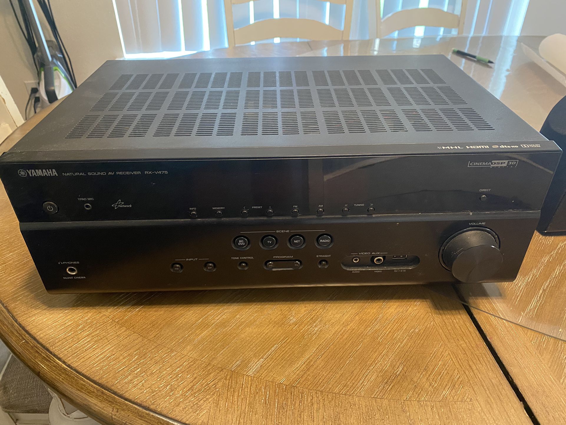 yamaha rx-v475 Receiver and  speakers $20