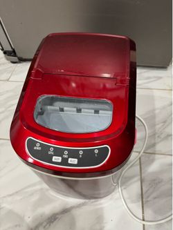 Ice cube machine