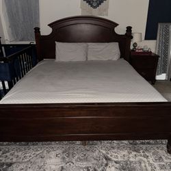 Cal King Original Wooden Bed With Two Side Table And 5 Drawer Chest 