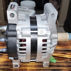 Delco Remy 24SI 12V 160A Pad Mount Brush Alternator