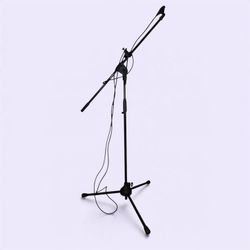 Peavey Boom Mic Stand with Padded Bag — Headphone Holder & XLR Cable