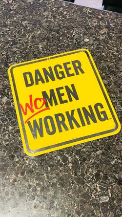 METAL  SIGN .DANGER MEN HUNTING.sign for garage bar or man cave decor . BRAND NEW SIGN. Garage sign.