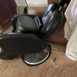 Barber chair