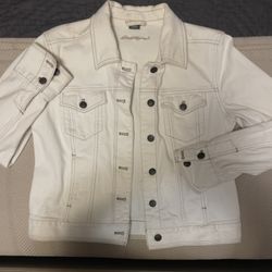 Women’s Jean jacket Medium Eddie Bauer 