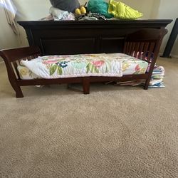 Toddler Bed And Mattress 