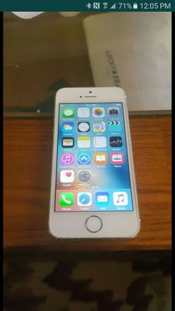 Sprint or Boost Apple iPhone 5S 16GB Like New!