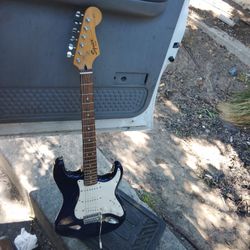 Squier Guitar 